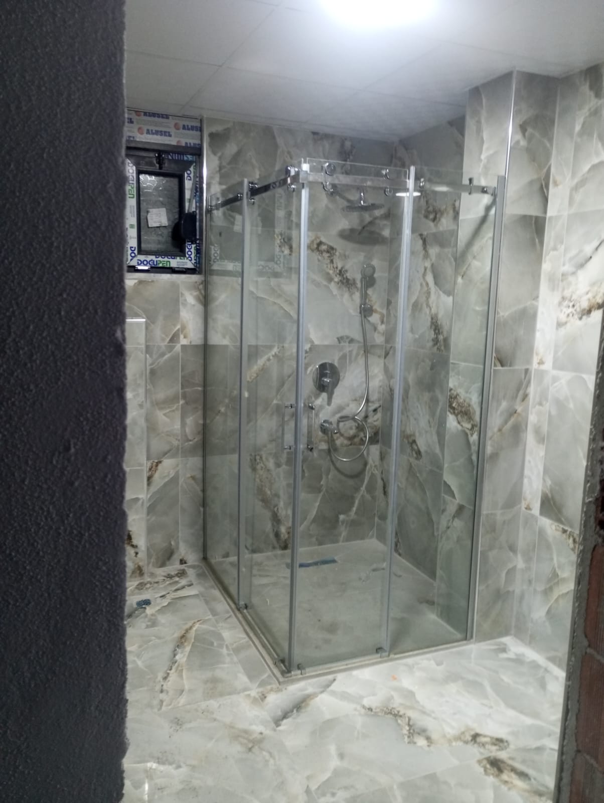 Coşarlar Duşakabin